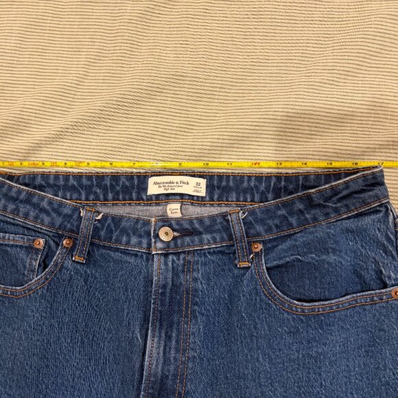 Abercrombie Curve Love High Rise 90s Relaxed Jean 14/32 - Picture 3 of 8